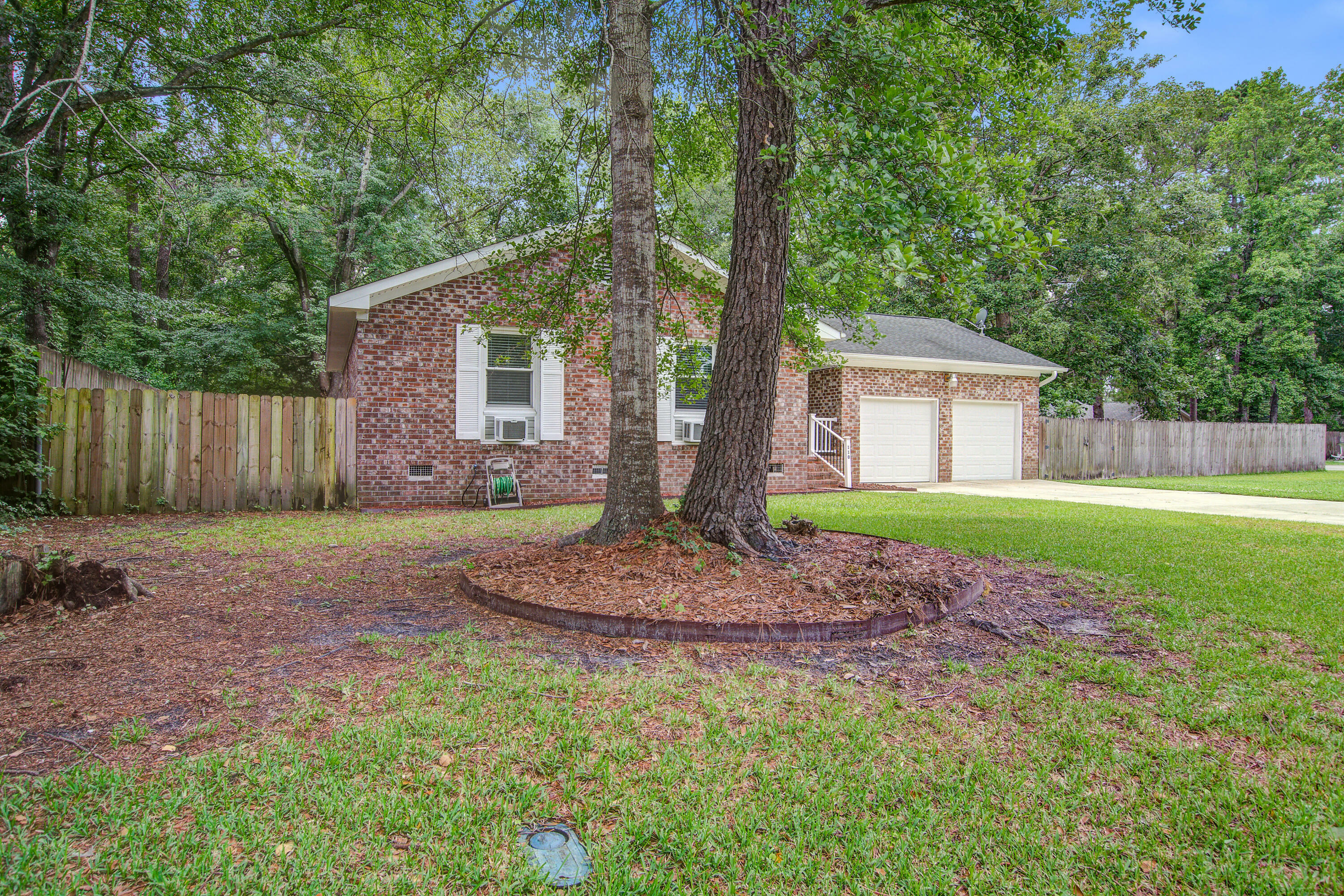 Property Photo: 110 Terry Avenue SC 29485
