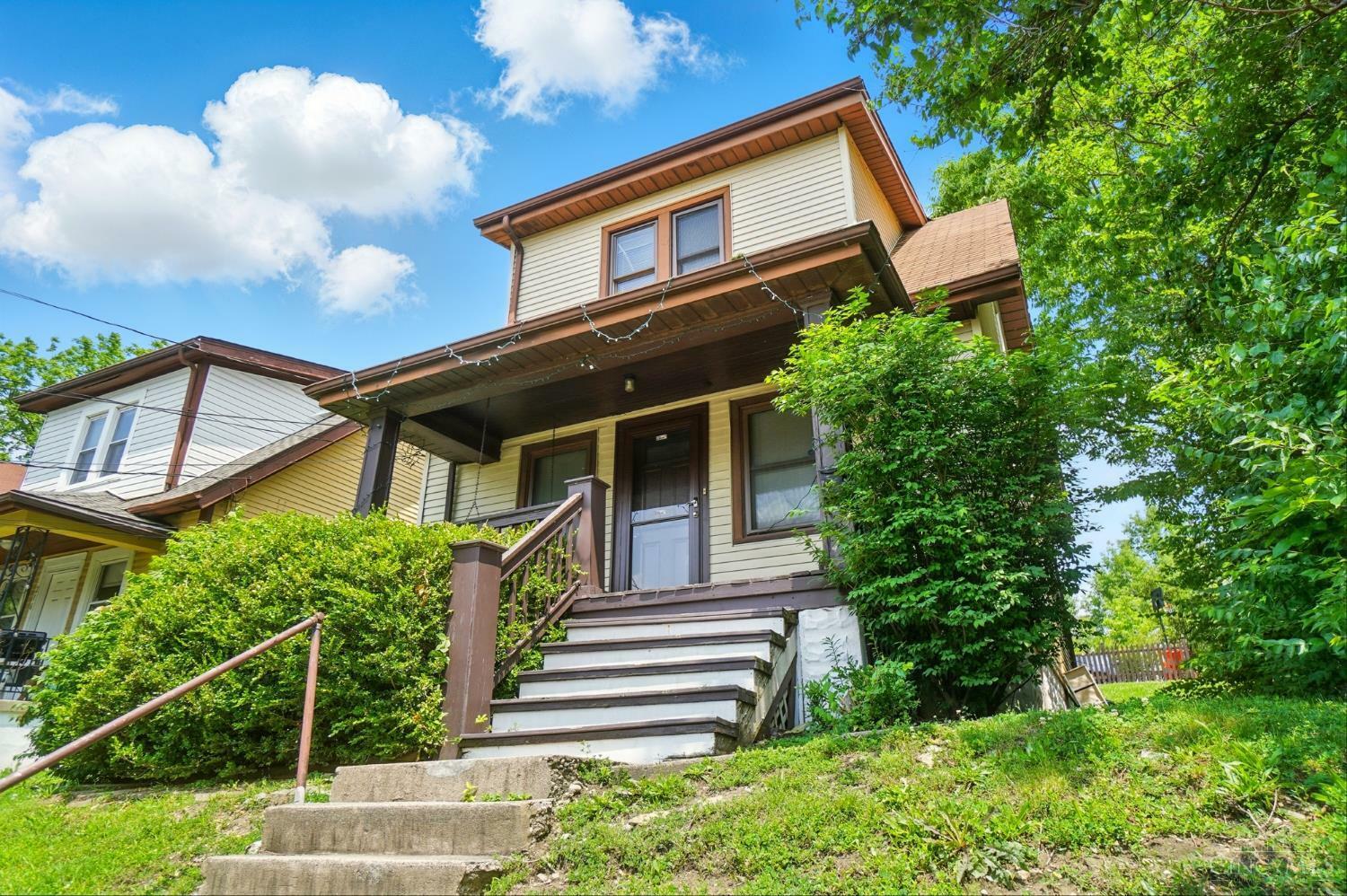 Property Photo: 212 Atkinson Street OH 45219