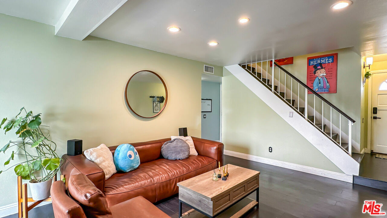 Property Photo: 118 N Glendora Ave CA 91724