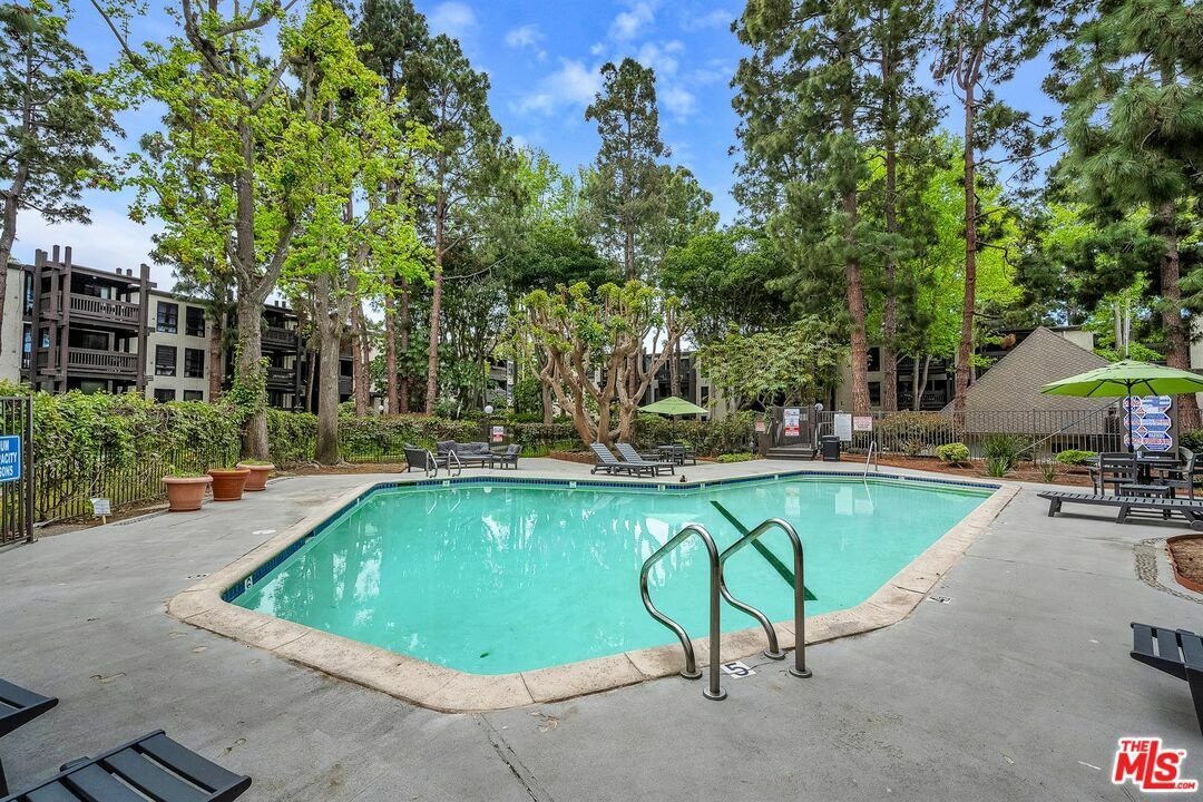 7765 W 91st St  Playa Del Rey CA 90293 photo