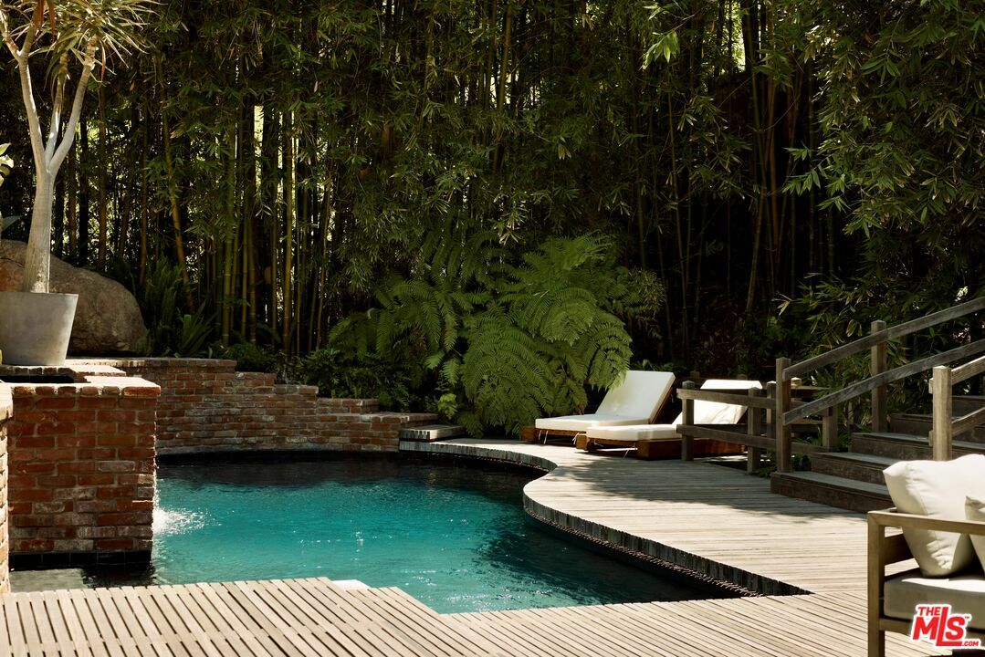 Property Photo: 2831 Nichols Canyon Rd CA 90046
