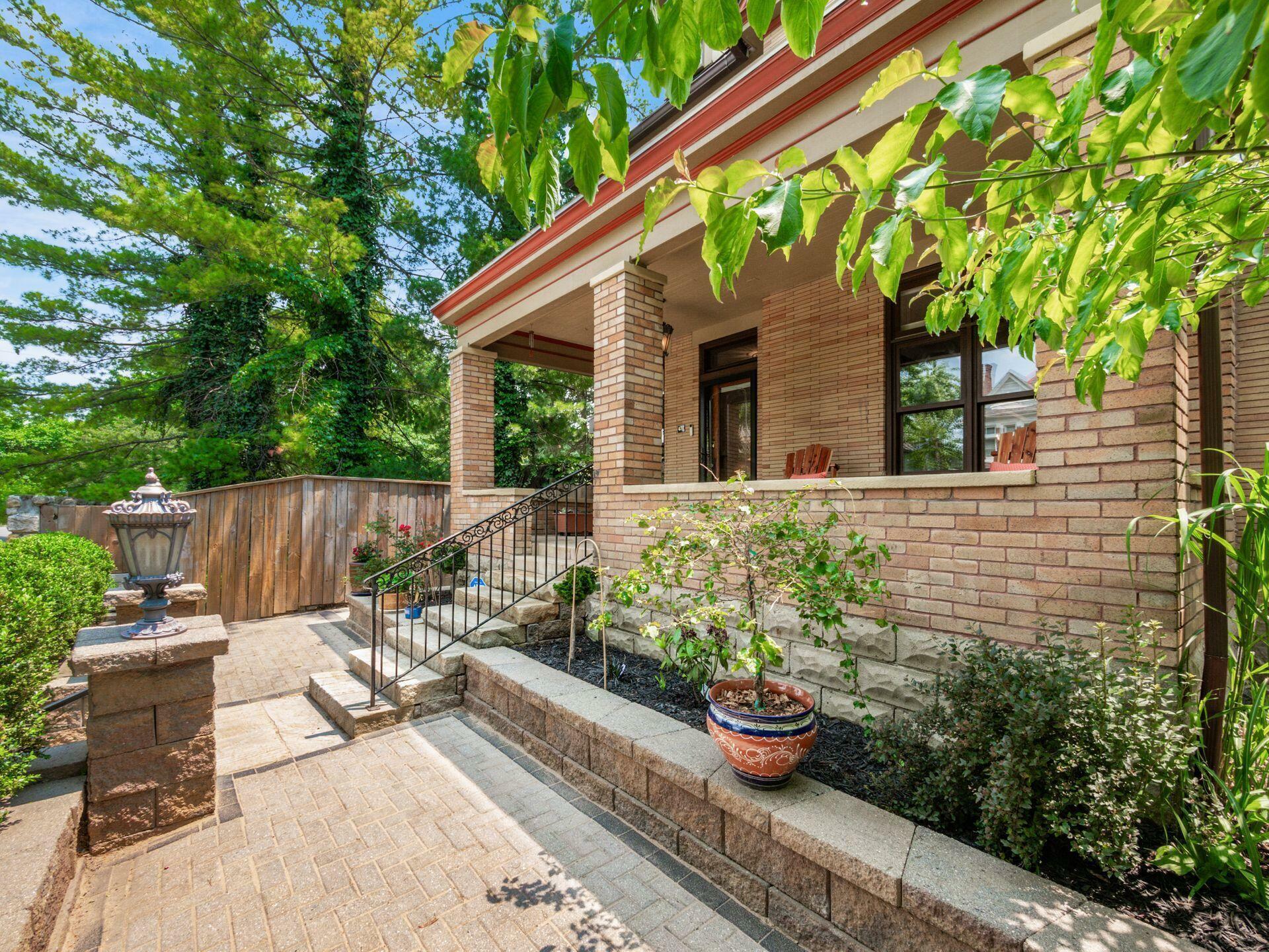 Property Photo: 471 W 4th Avenue OH 43201