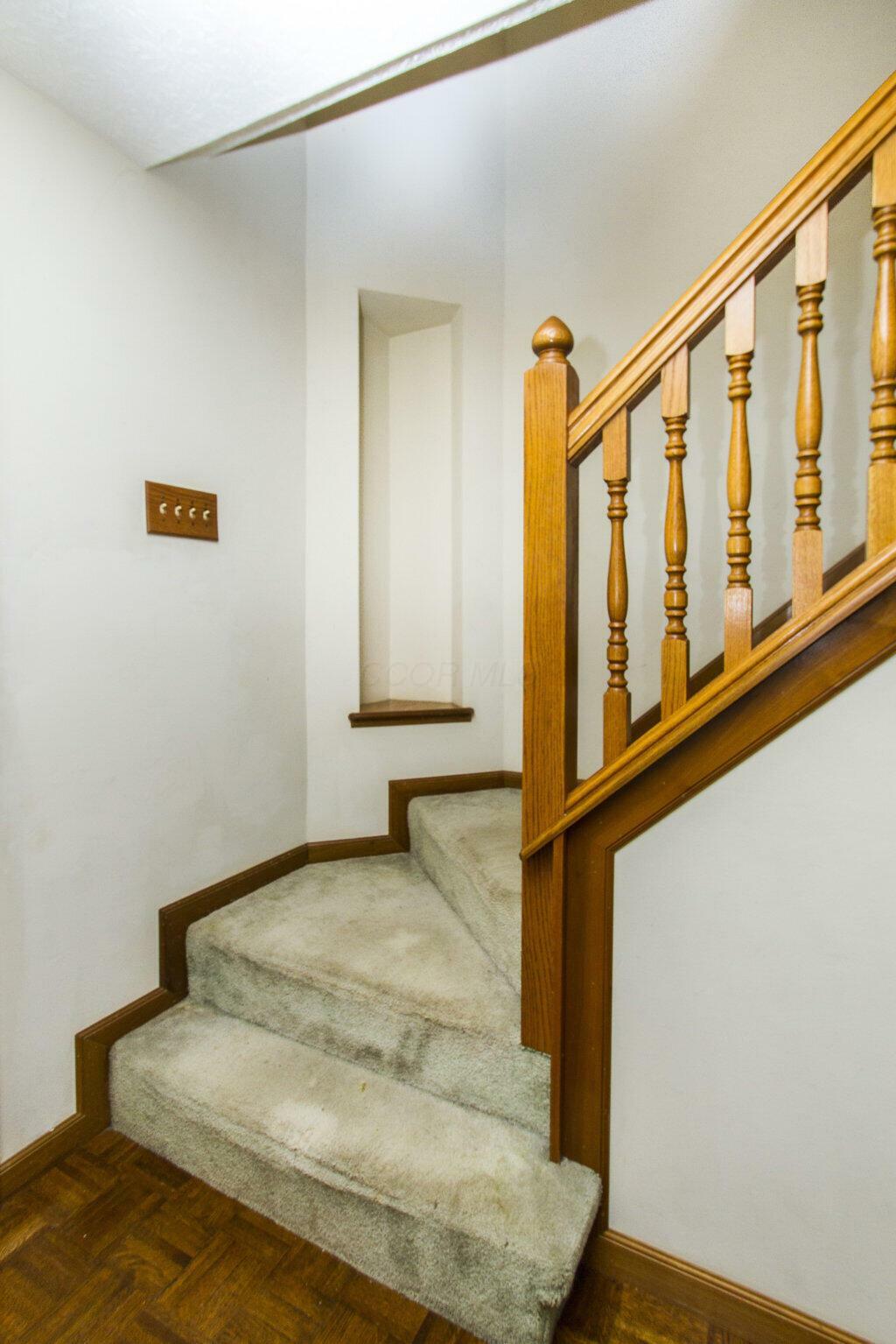 Property Photo: 1248 Treehaven Lane OH 43204