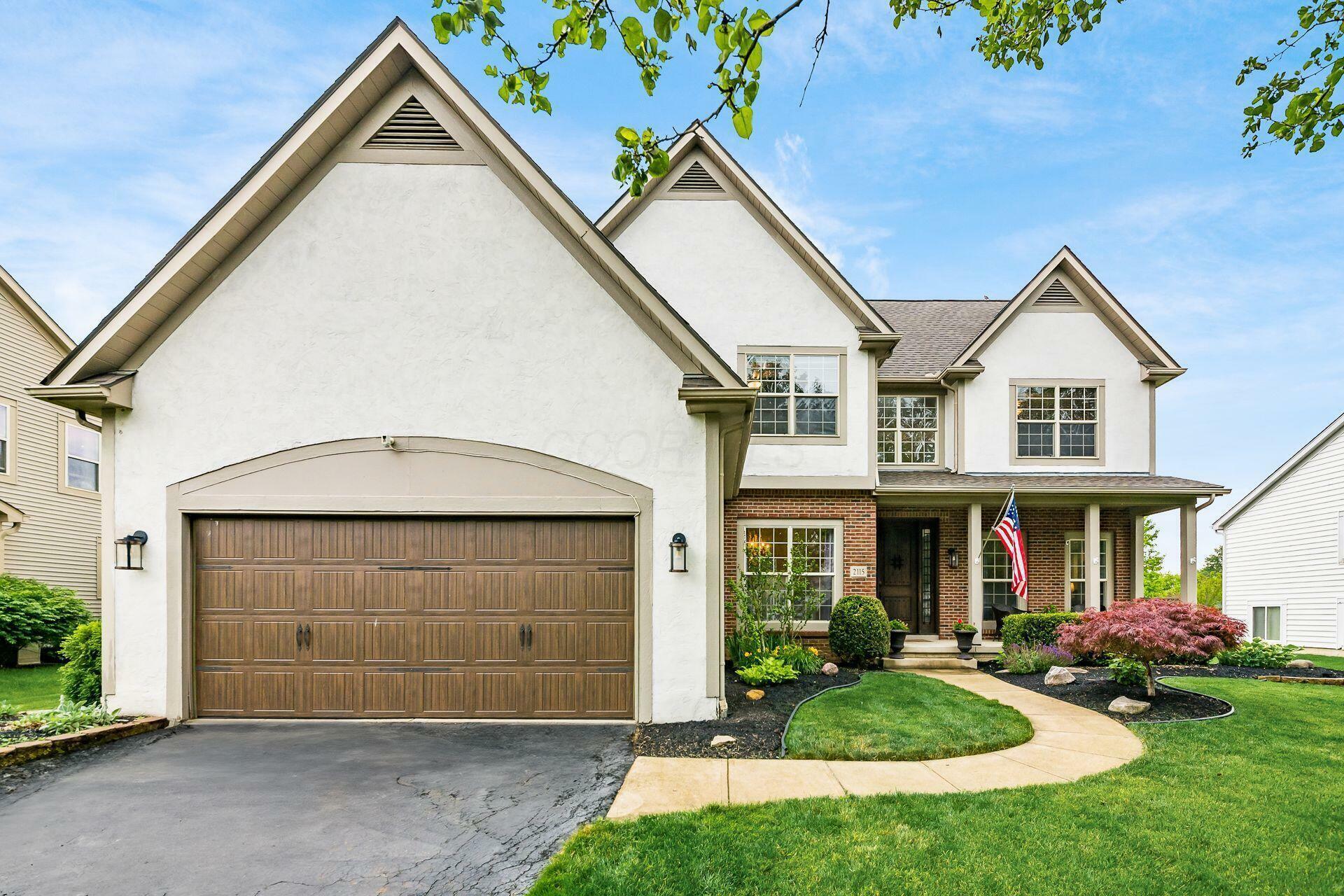 Property Photo: 2115 Alum Village Drive OH 43035
