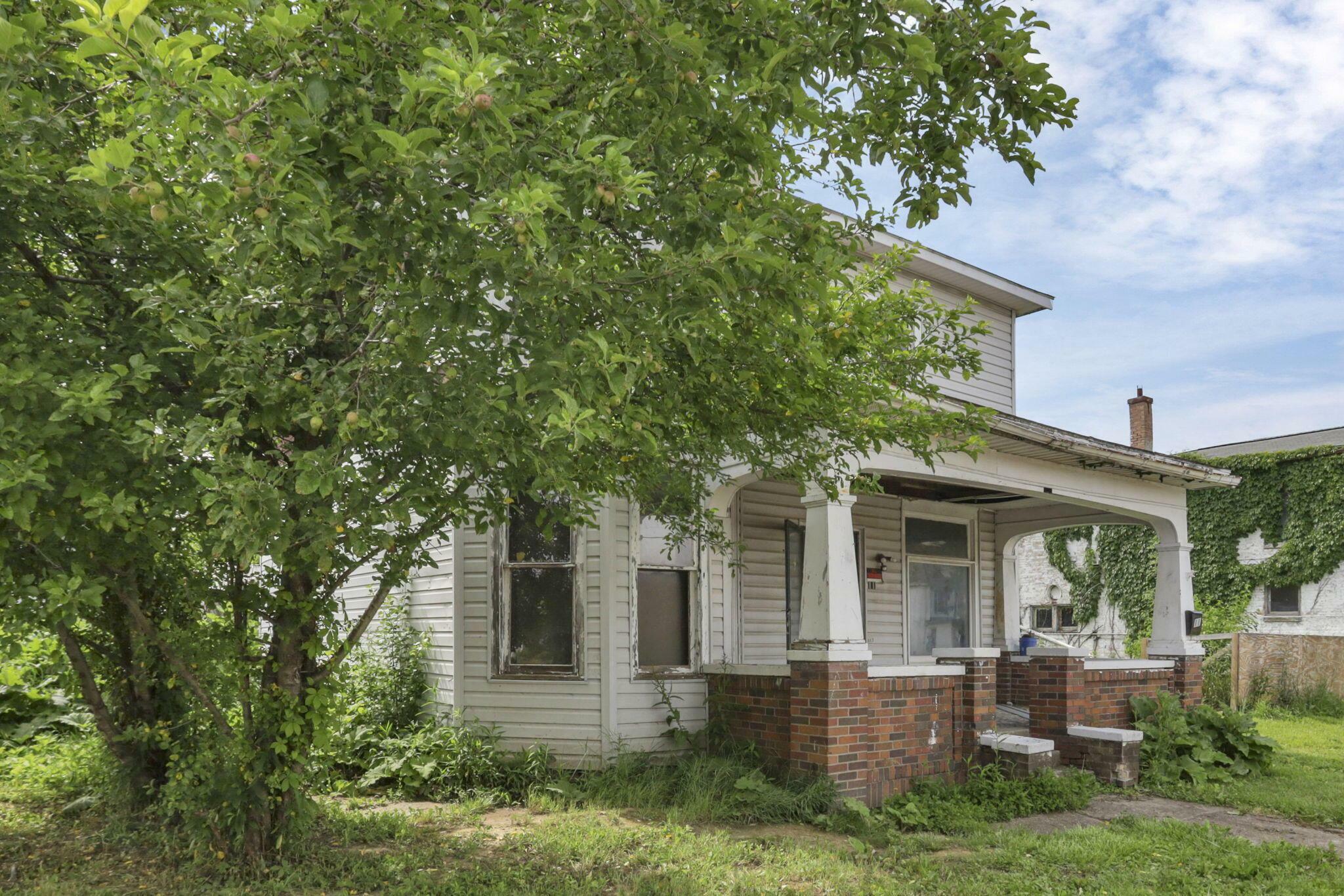 Property Photo: 11 N Main Street OH 43777