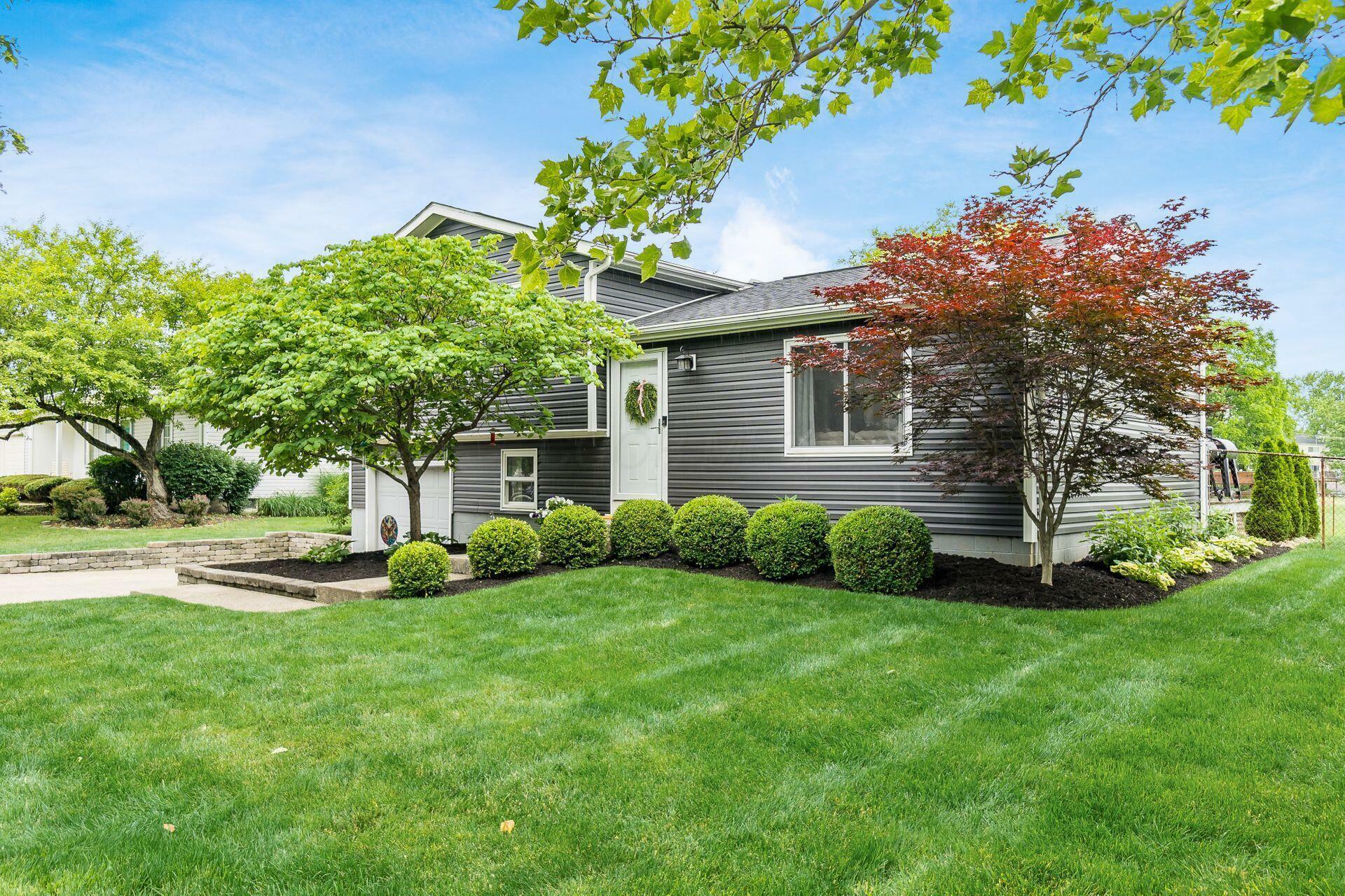 Property Photo: 366 Saint Thomas Drive OH 43081