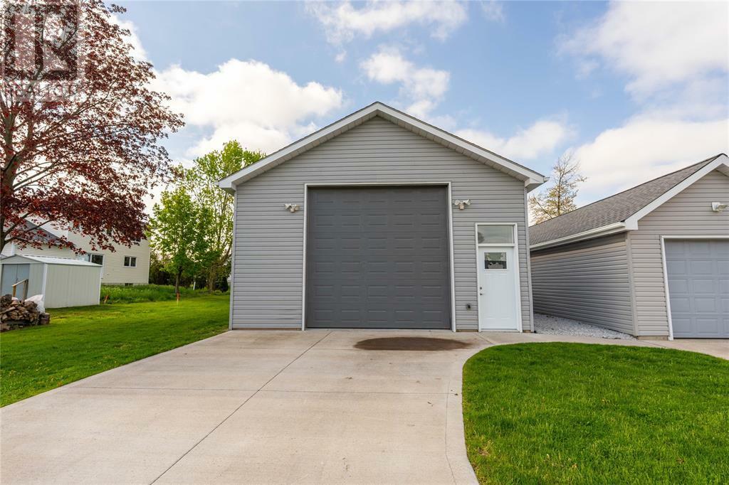 Photo de la propriété: 1191 Emily Street ON N0N 1M0