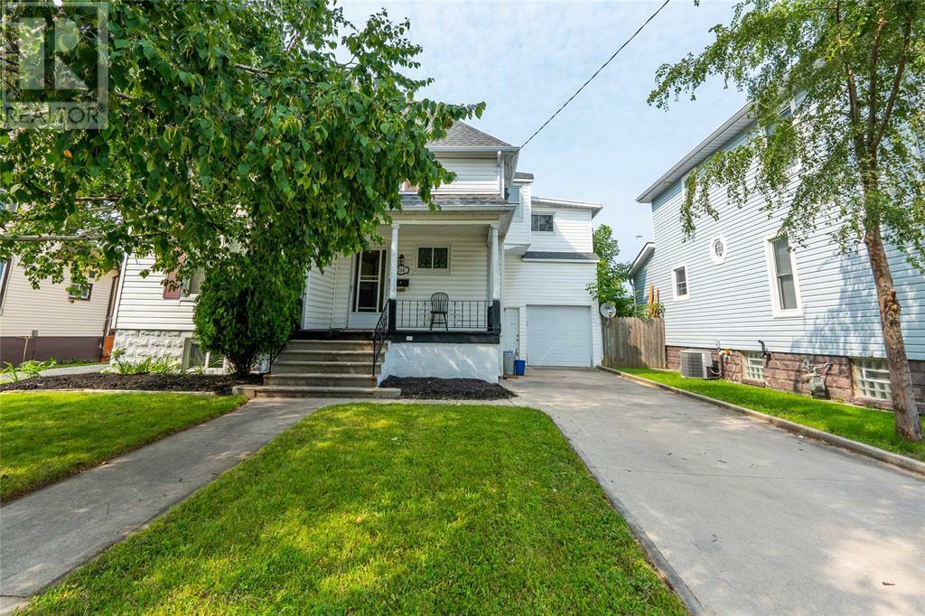 Property Photo: 214 Talfourd Street ON N7T 1P1