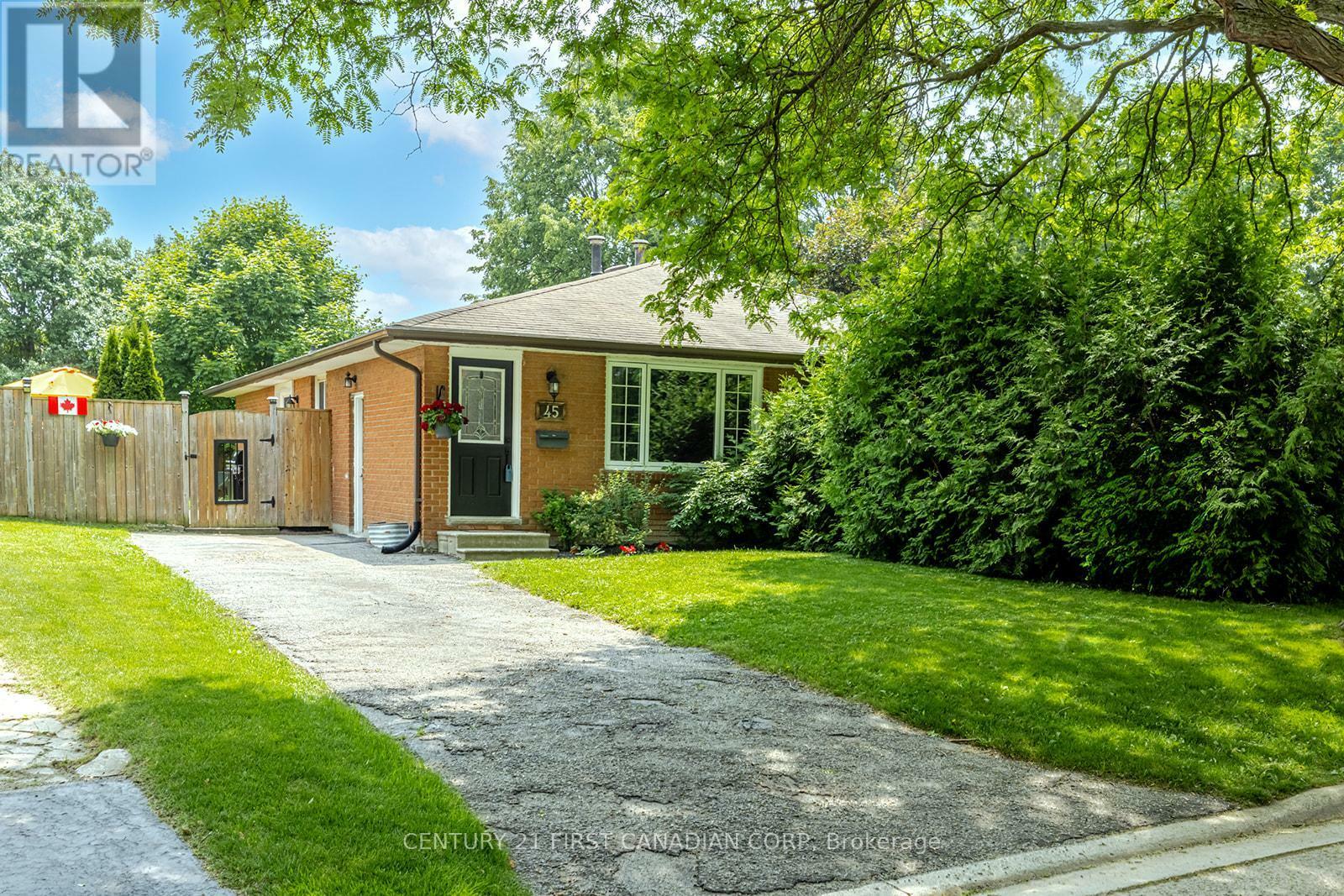 Property Photo: 45 Downing Crescent ON N6C 3C7