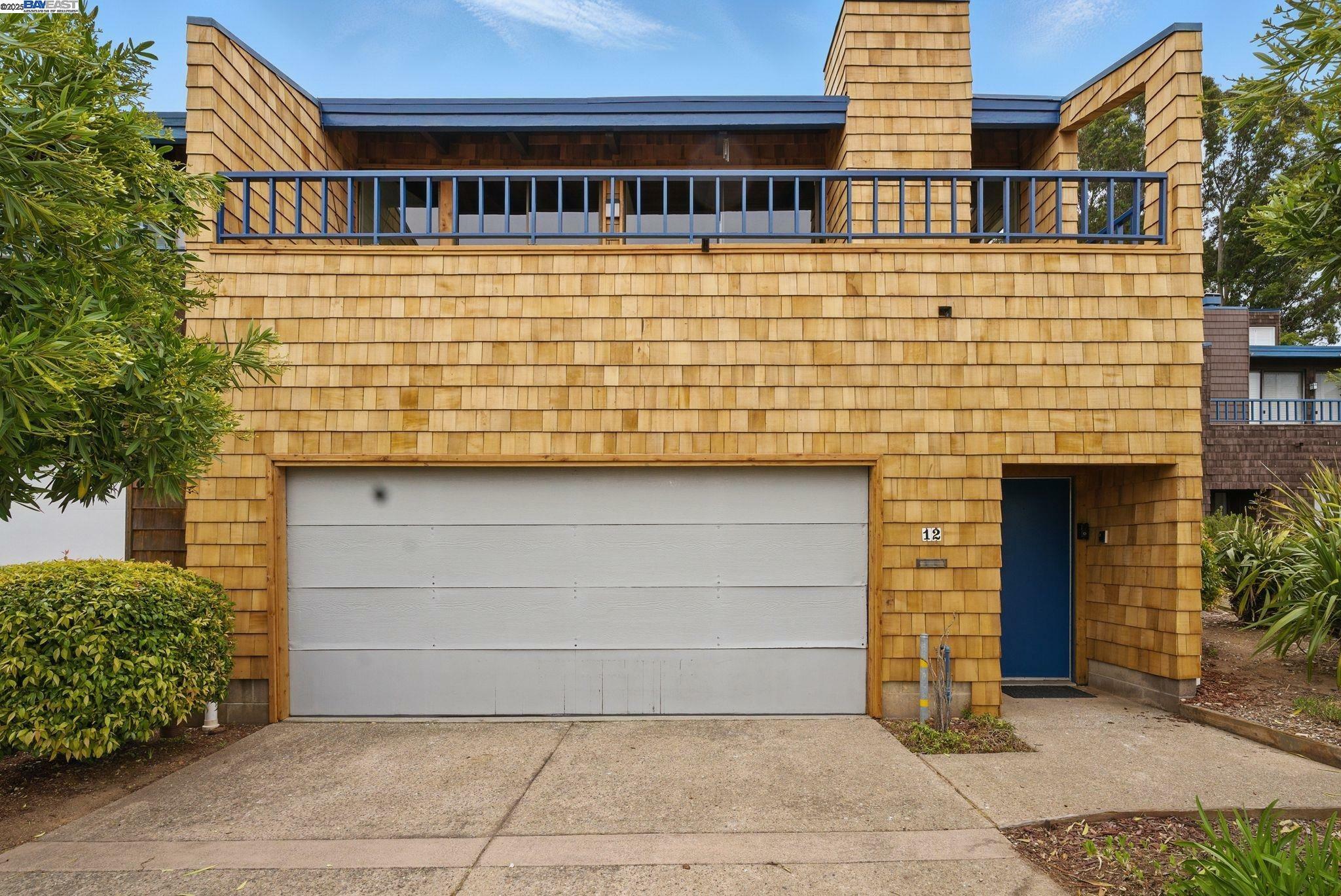 12 Sereno Cir  Oakland CA 94619 photo