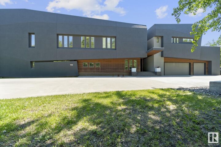 Property Photo:  52147 Rge Road 231 144  AB T8B 1A4 