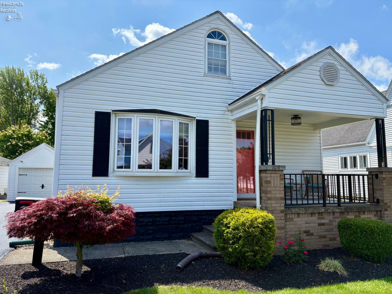 200 Ohio Avenue  Tiffin OH 44883 photo
