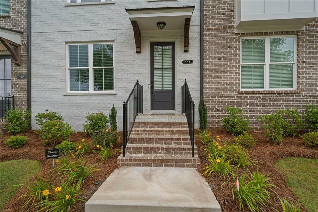 Property Photo: 114 Brackley Drive GA 30040