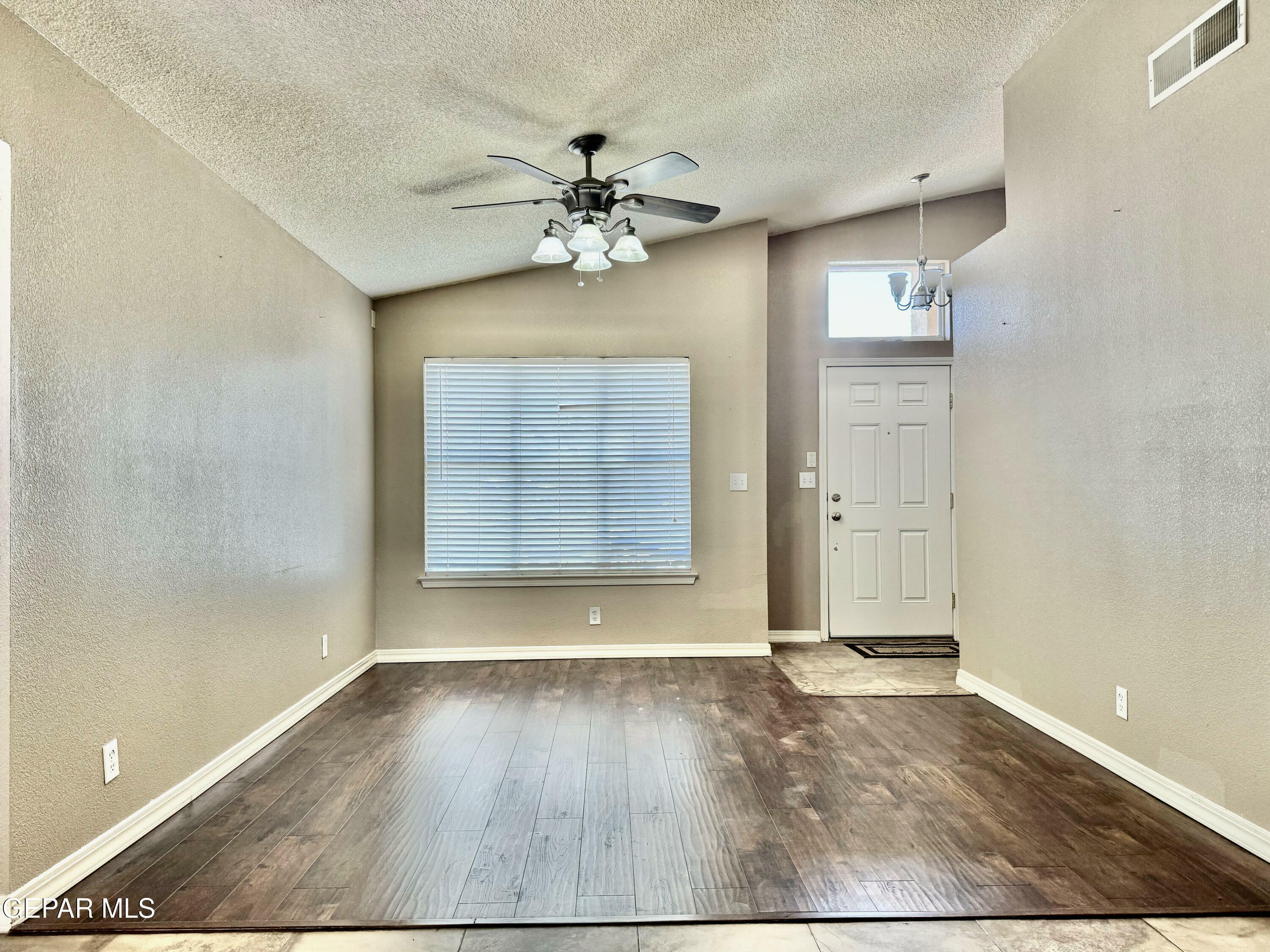 Property Photo: 881 Dakota River Avenue TX 79932