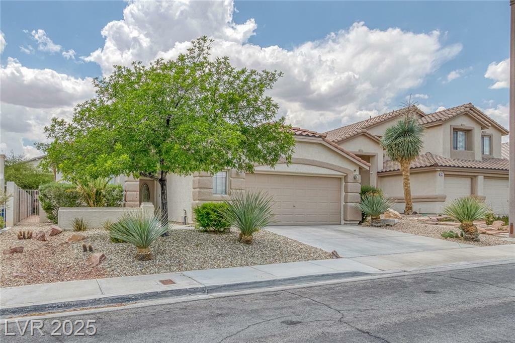 Property Photo: 417 Carlton Kay Place NV 89144