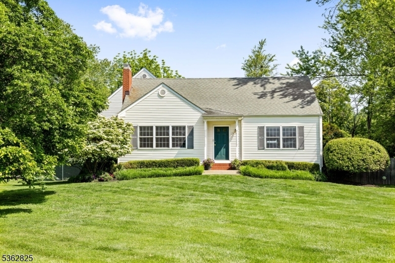 Property Photo: 25 Orchard Ave NJ 08534