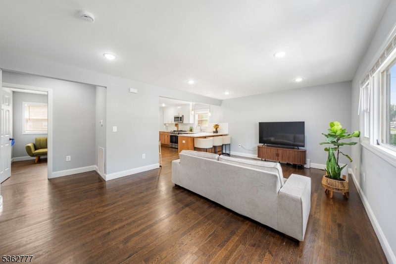 Property Photo: 837 Hobson St NJ 07083