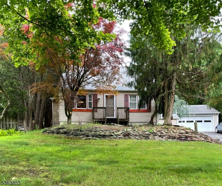 202 Pleasant Run Rd  Readington Twp. NJ 08853 photo