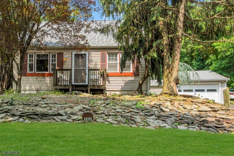 Property Photo: 202 Pleasant Run Rd NJ 08853