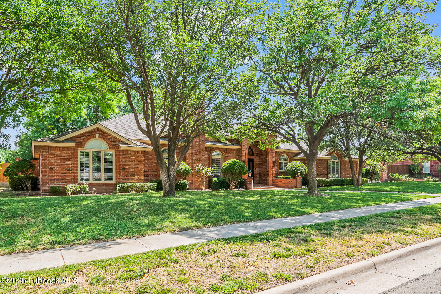 Property Photo: 4119 86th Street TX 79423