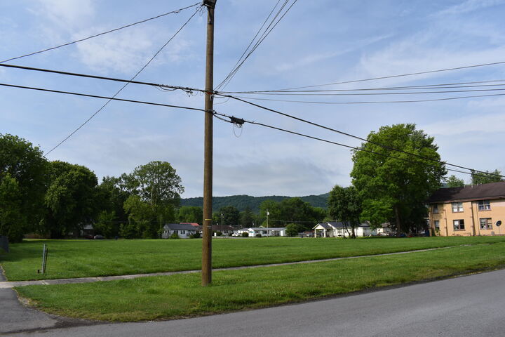 Property Photo:  321 Chester Avenue  KY 40965 