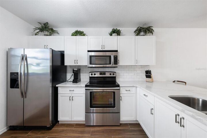 Property Photo:  175 Kings Highway 625  FL 33983 