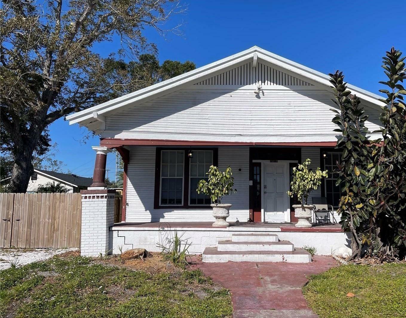 Property Photo: 2418 E 9th Avenue FL 33605