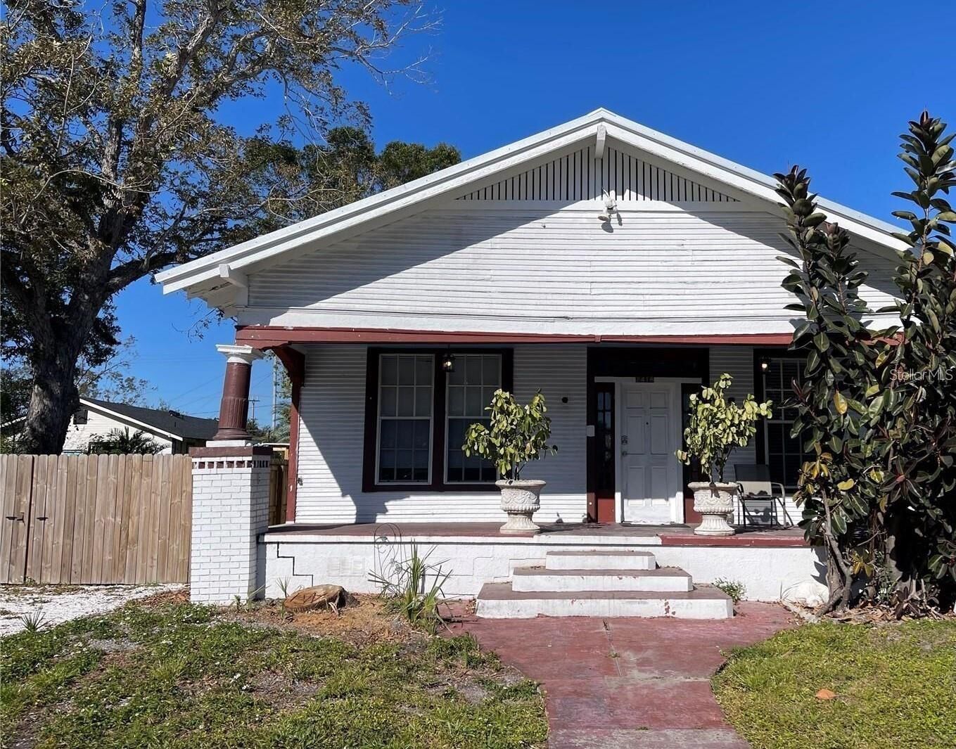 Property Photo: 2418 E 9th Avenue FL 33605