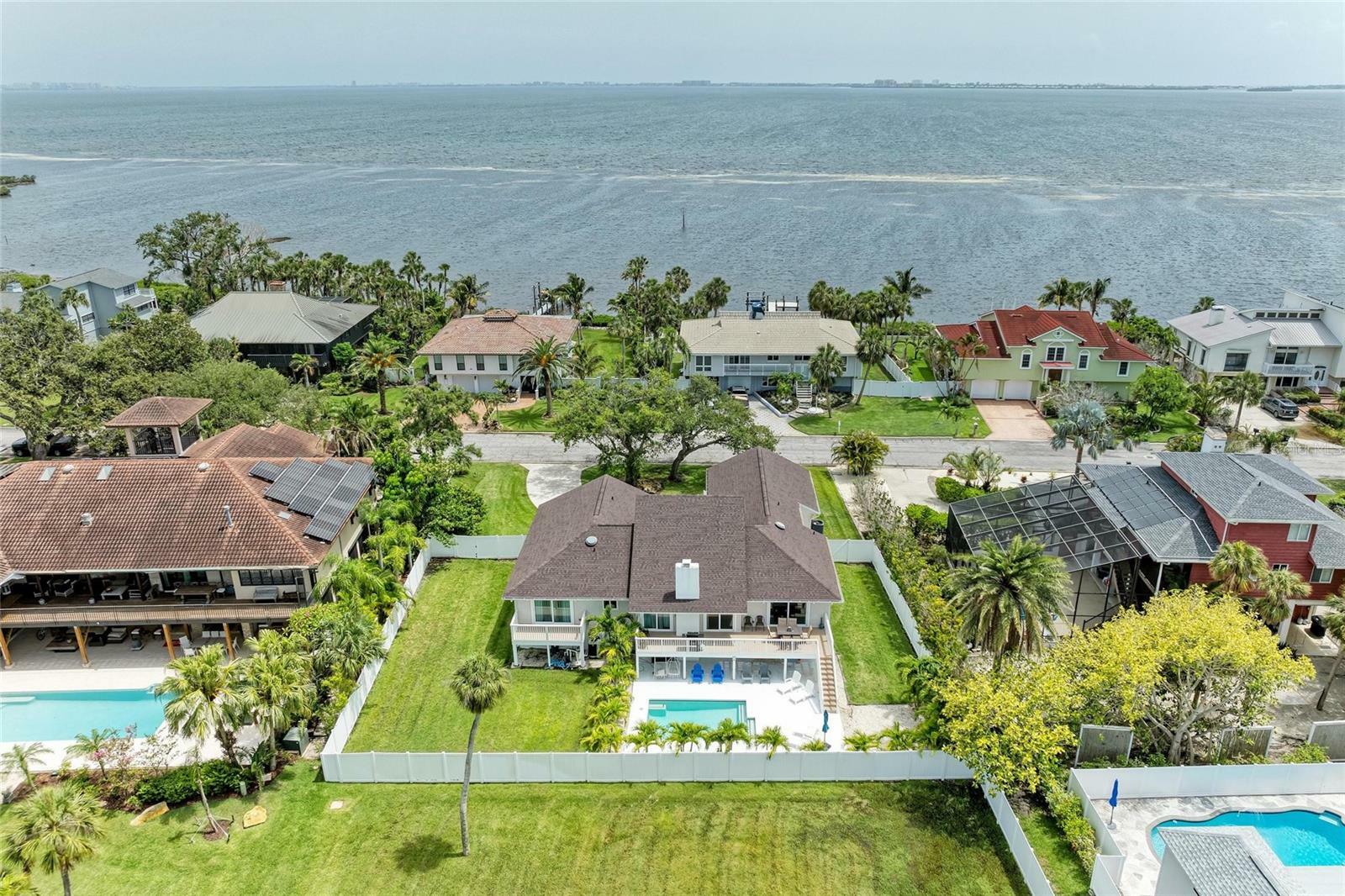 Property Photo: 3903 Bayside Drive FL 34210