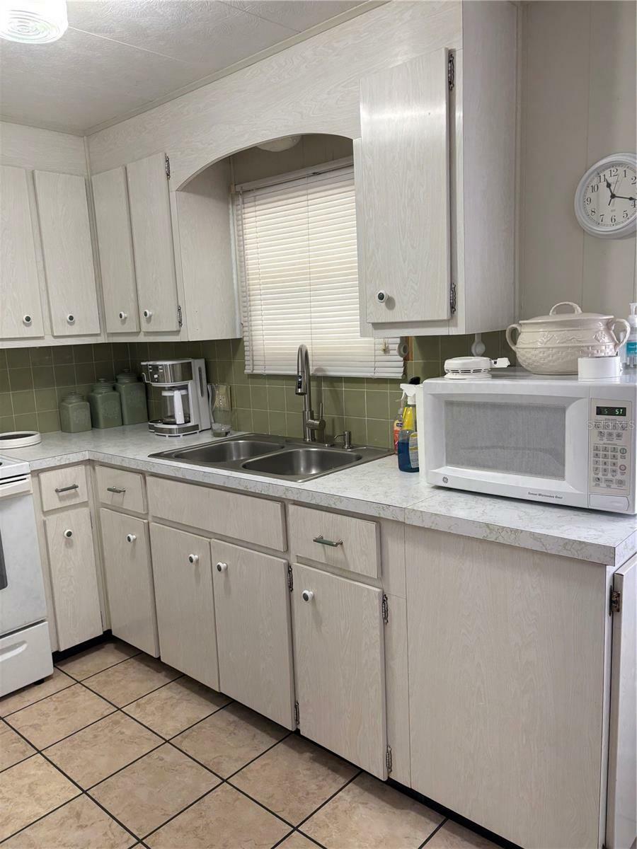 Property Photo: 11144 101st Way 143 FL 33773