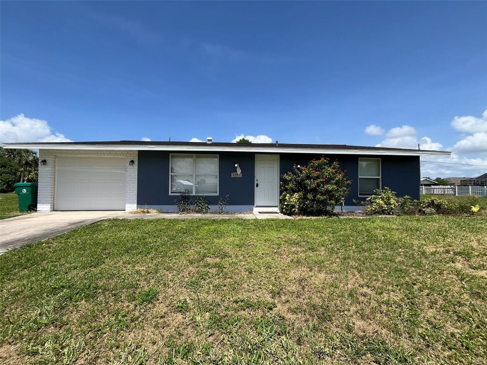 Property Photo: 4365 Wynkoop Circle FL 33948