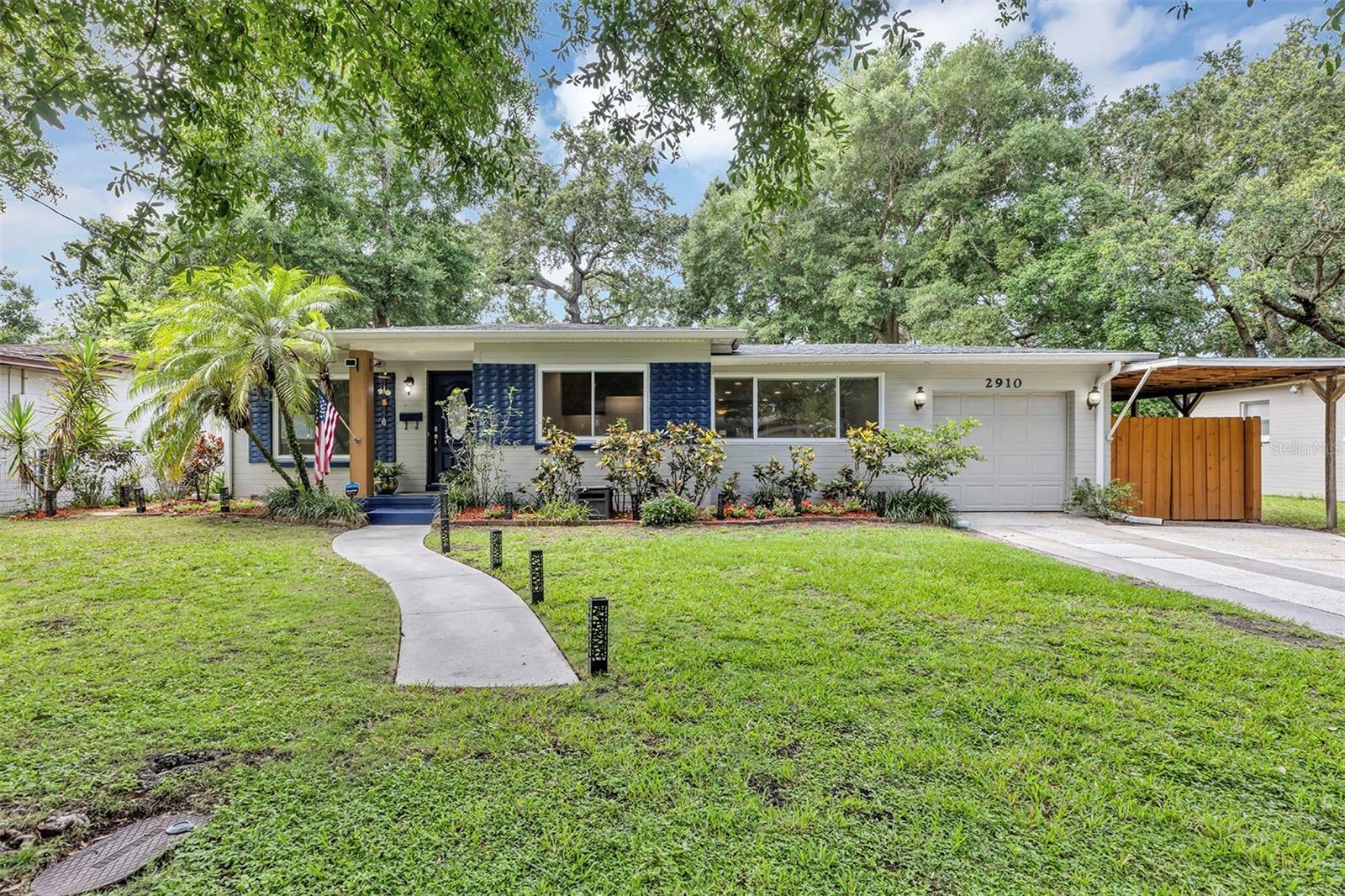 Property Photo: 2910 Hargill Drive FL 32806