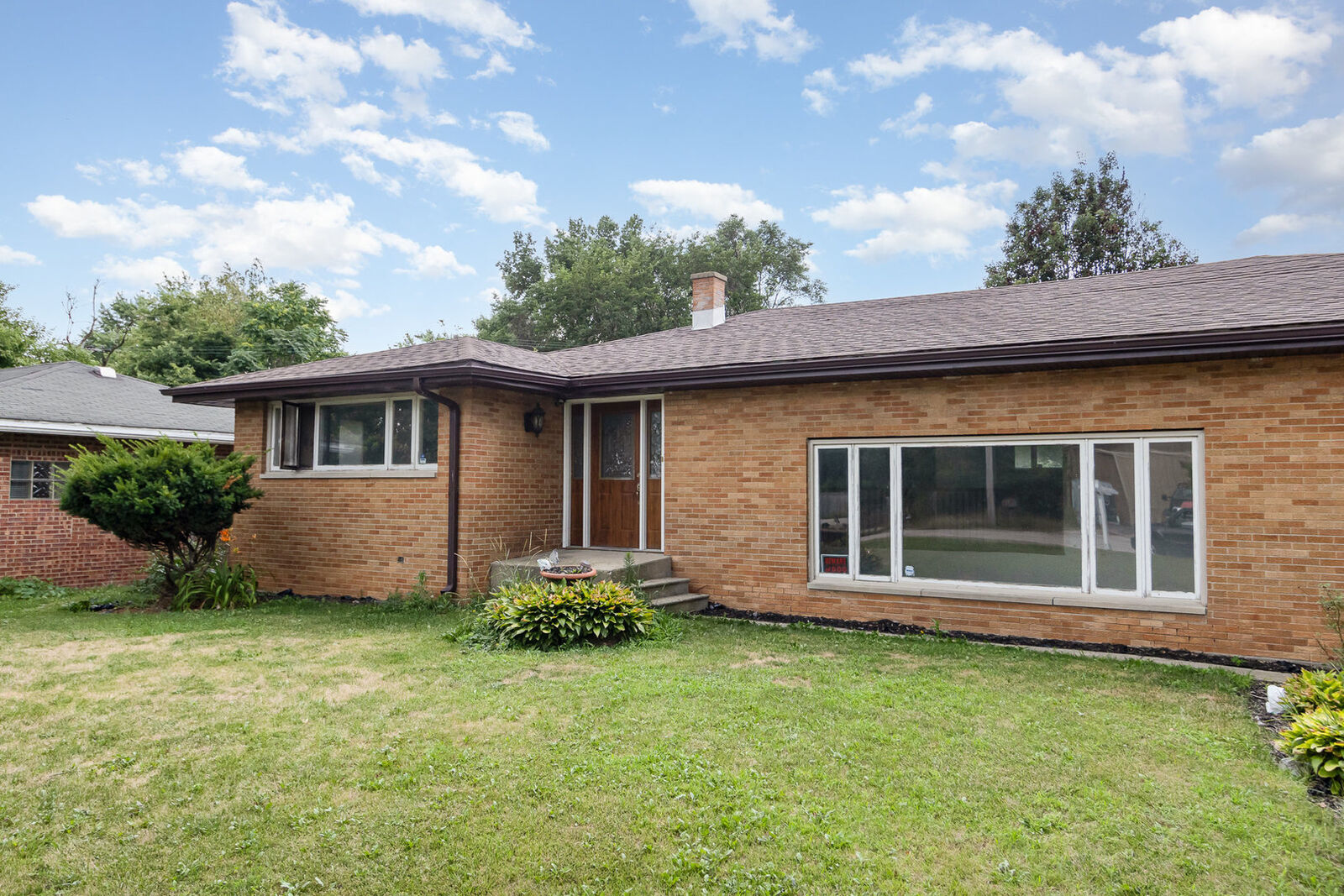 Property Photo: 636 Patterson Road IL 60436