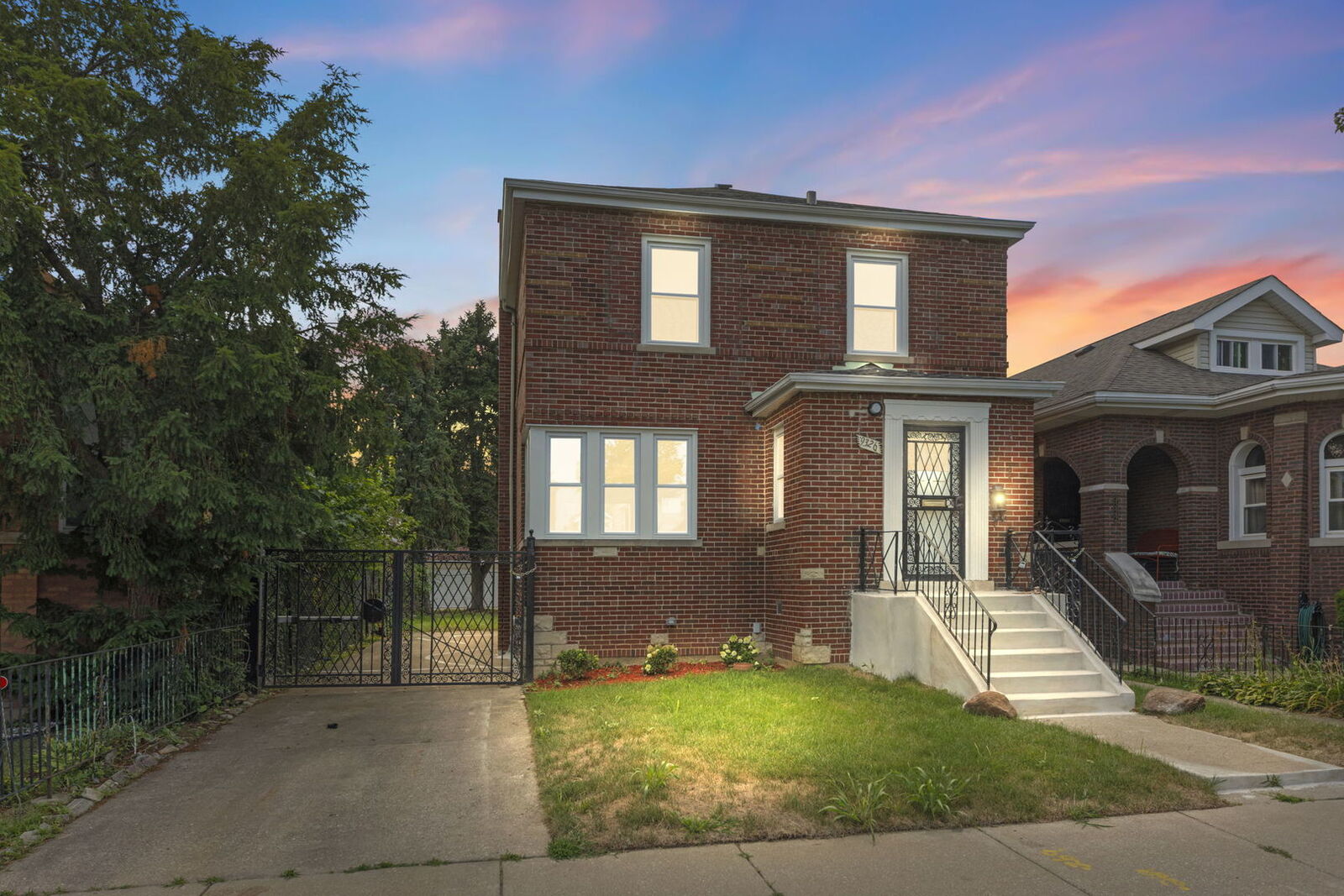 Property Photo: 9326 S May Street IL 60620