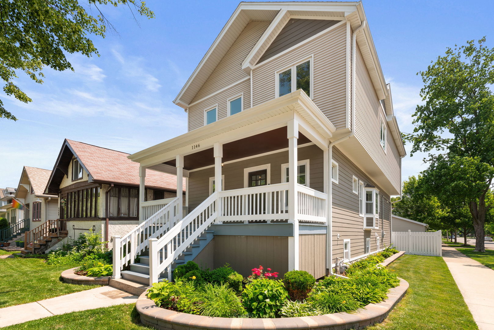 Property Photo: 1146 Gunderson Avenue IL 60304