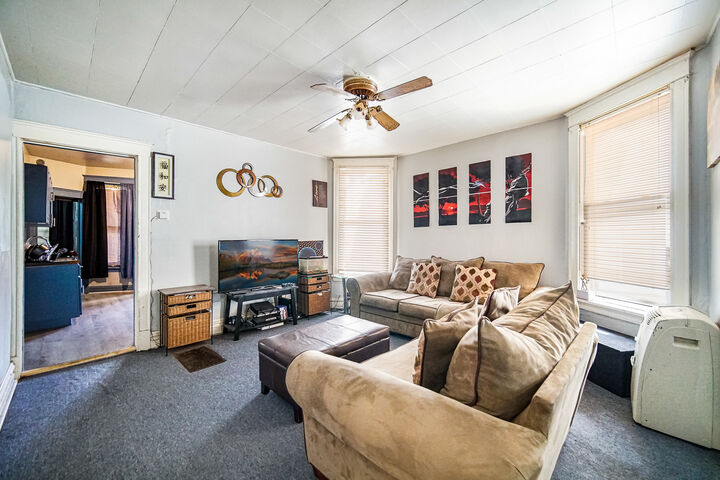 Property Photo: 1340 E 76th Street IL 60619
