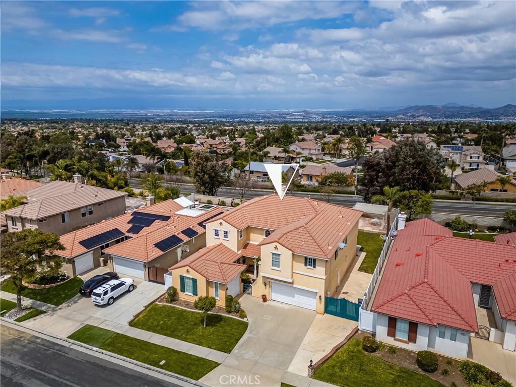 Property Photo: 833 West Orange Heights Lane CA 92882