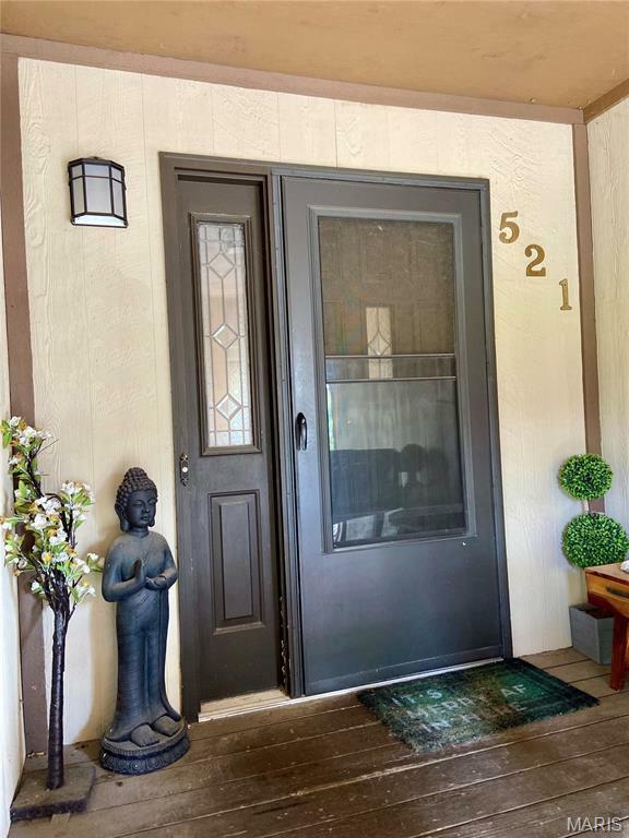 Property Photo: 521 S 74th Street IL 62223