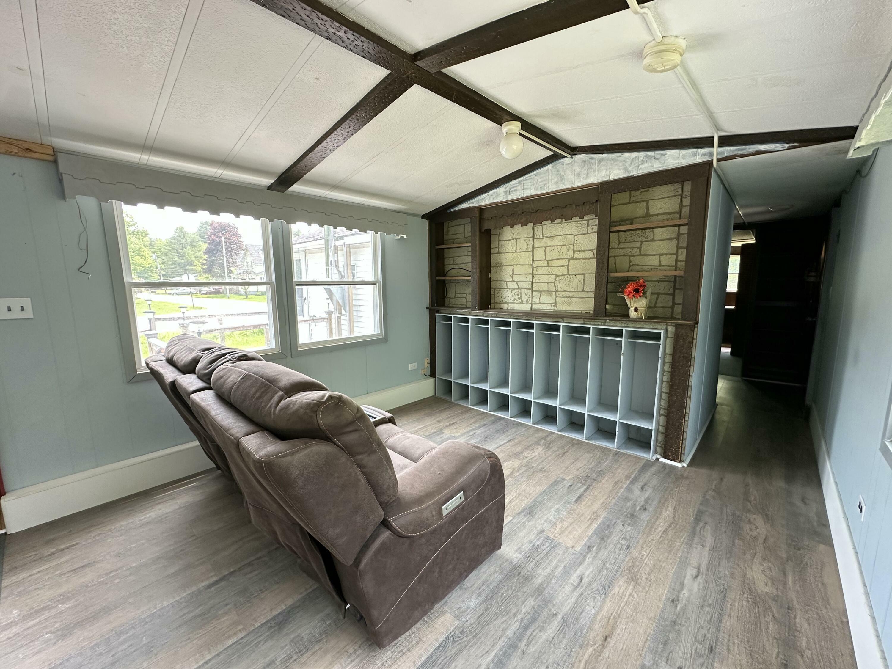 Property Photo:  40 Pleasant Street  ME 04463 