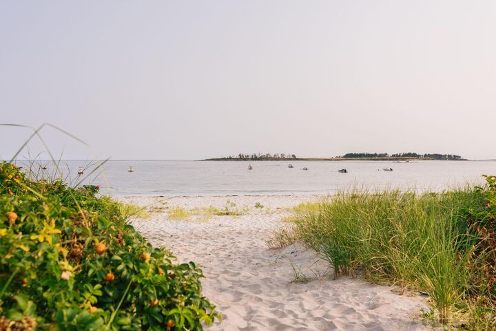 Property Photo:  25 Ocean Avenue  ME 04107 