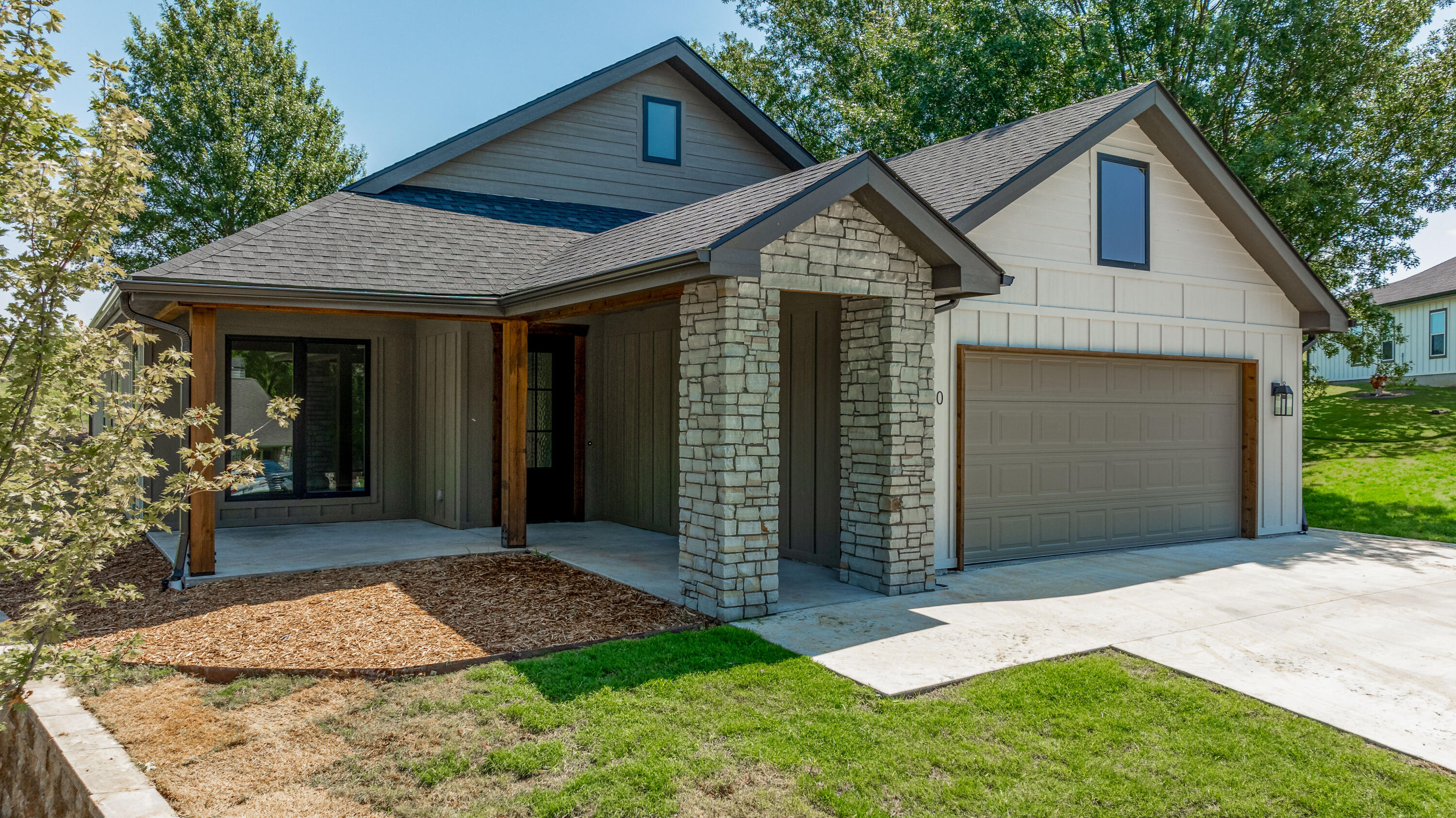 Property Photo: 30397 S 567 Road OK 74331