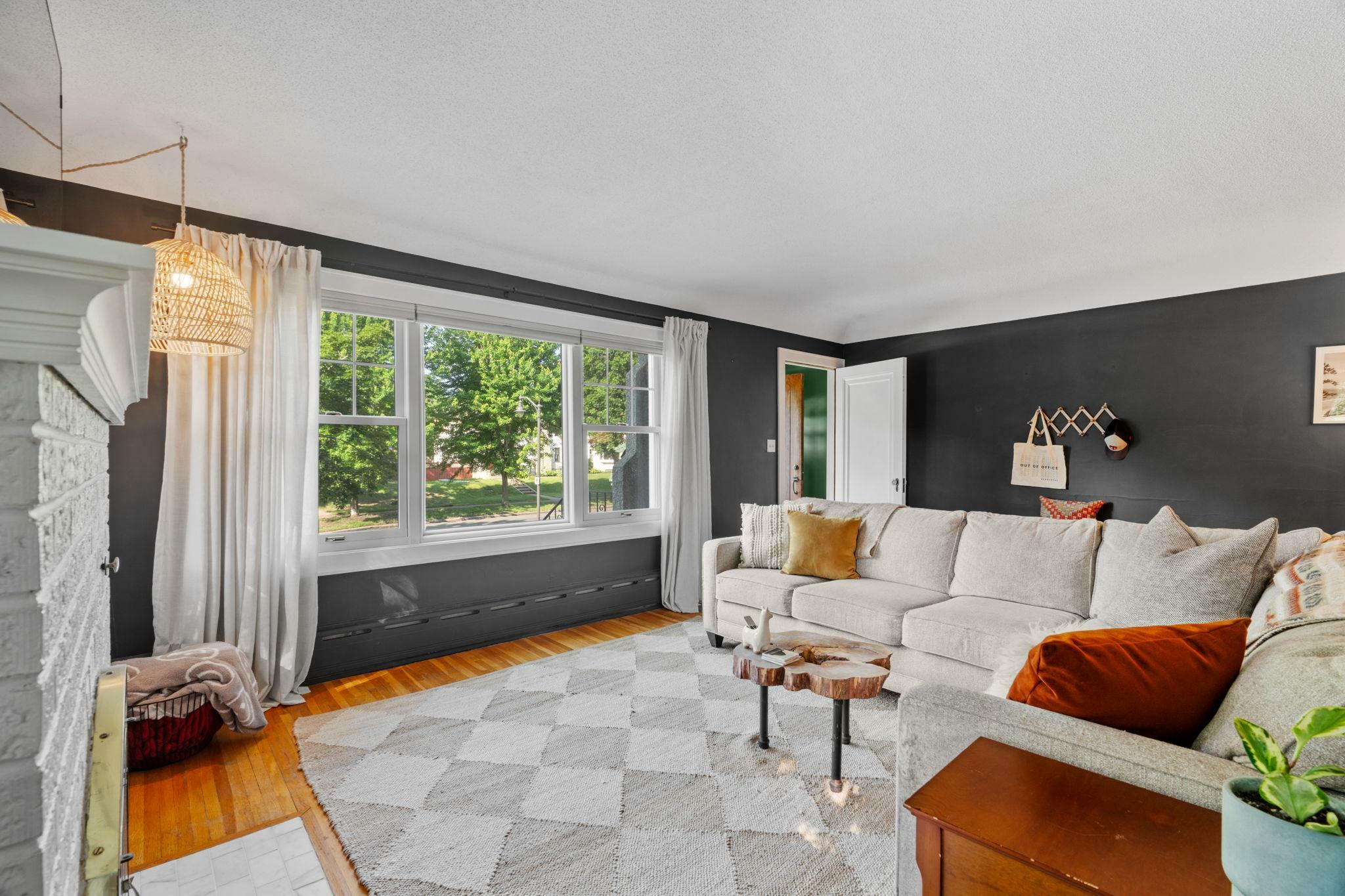 Property Photo: 2121 Saint Anthony Parkway MN 55418