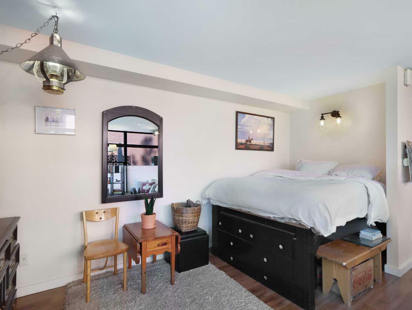 Property Photo: 113 Cave Avenue 204 AB T1L 1A0