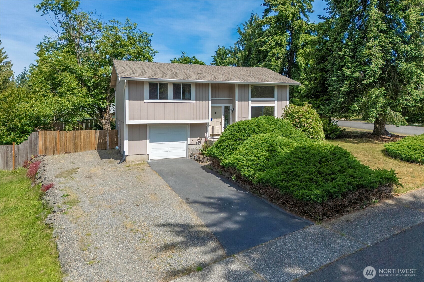 Property Photo: 2107 25th Avenue SE WA 98374