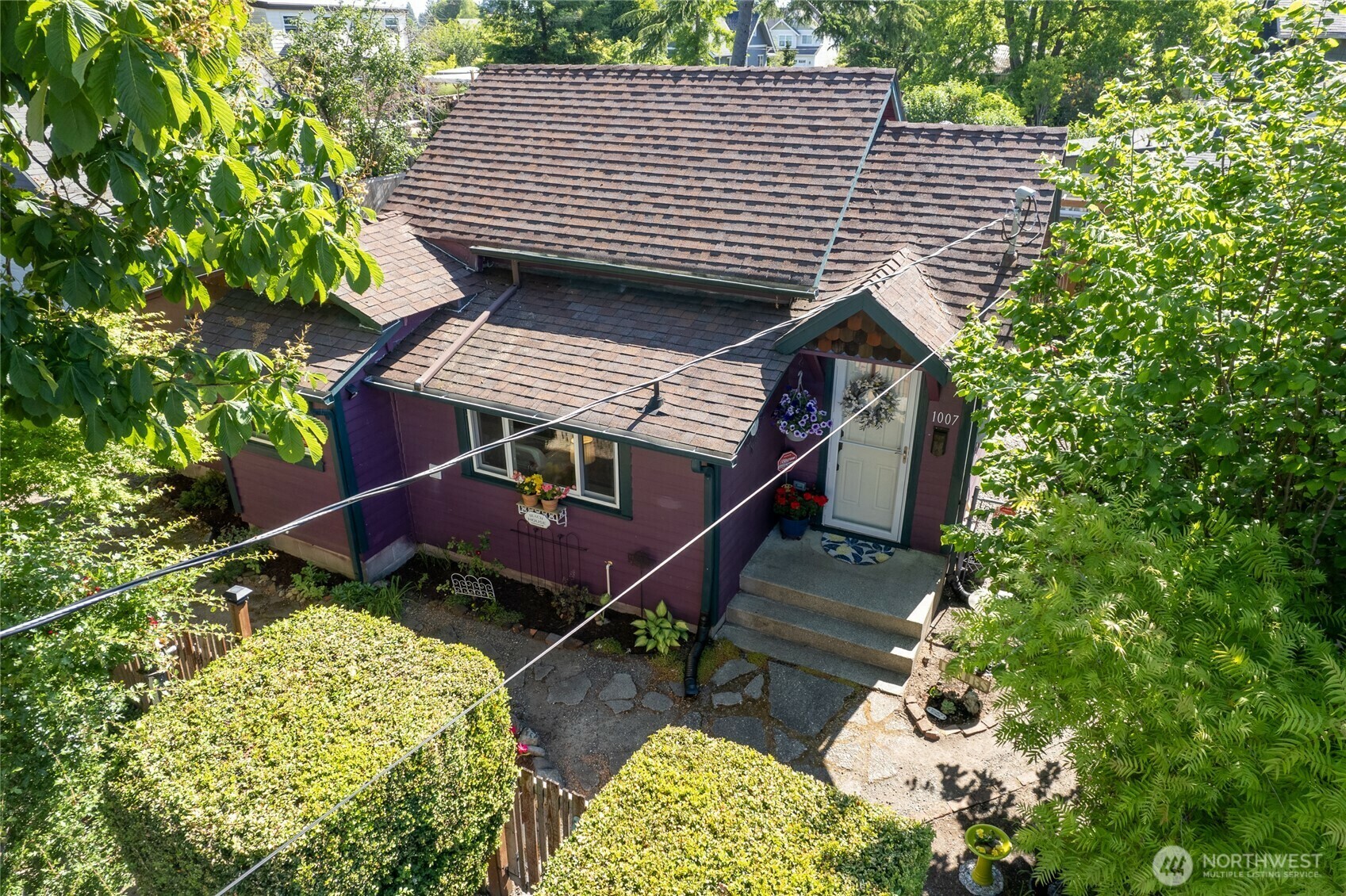Property Photo: 1007 N Ferdinand Street WA 98406