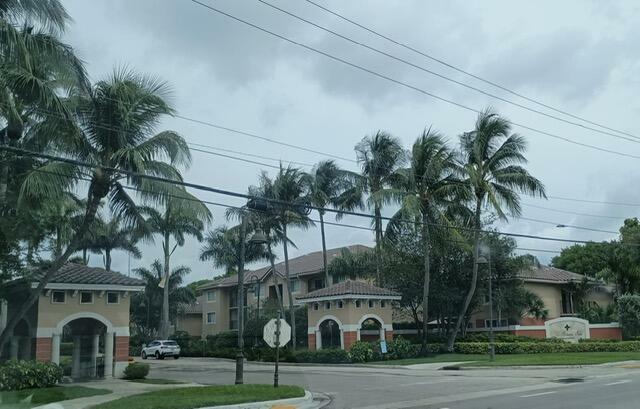 Property Photo: 4155 N Haverhill Road 1411 FL 33417