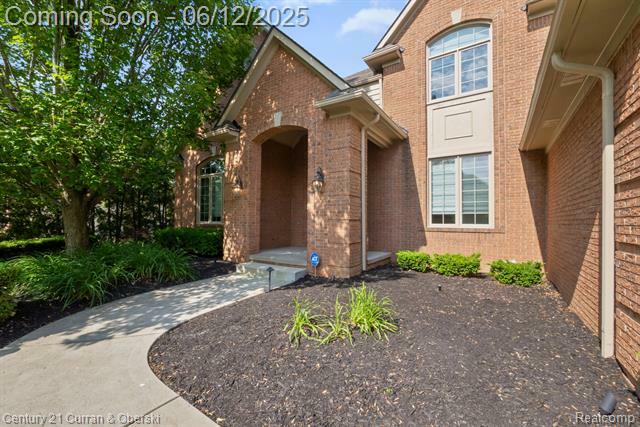 Property Photo: 44251 Deep Hollow Circle MI 48168