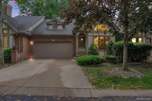 Property Photo: 852 N Beech Daly Road MI 48127