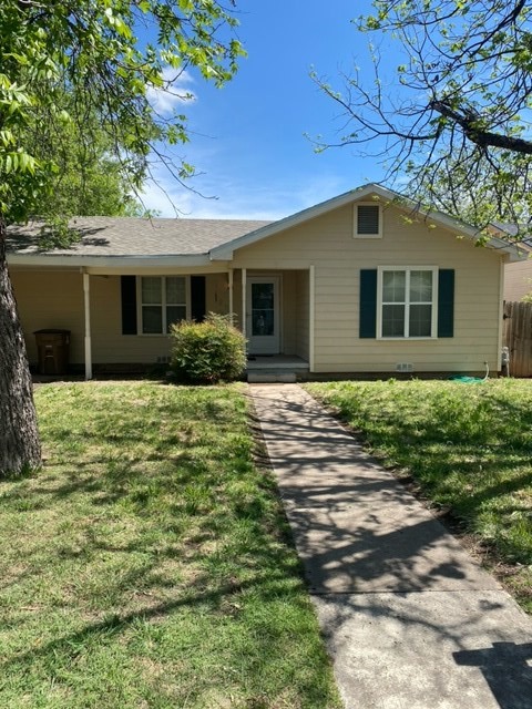 Property Photo:  20 N Milton St  TX 76901 