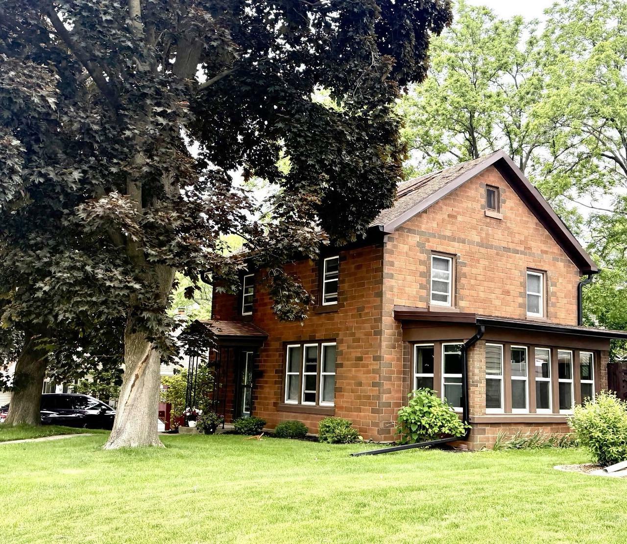 Property Photo: 702 West Burnett Street WI 53916